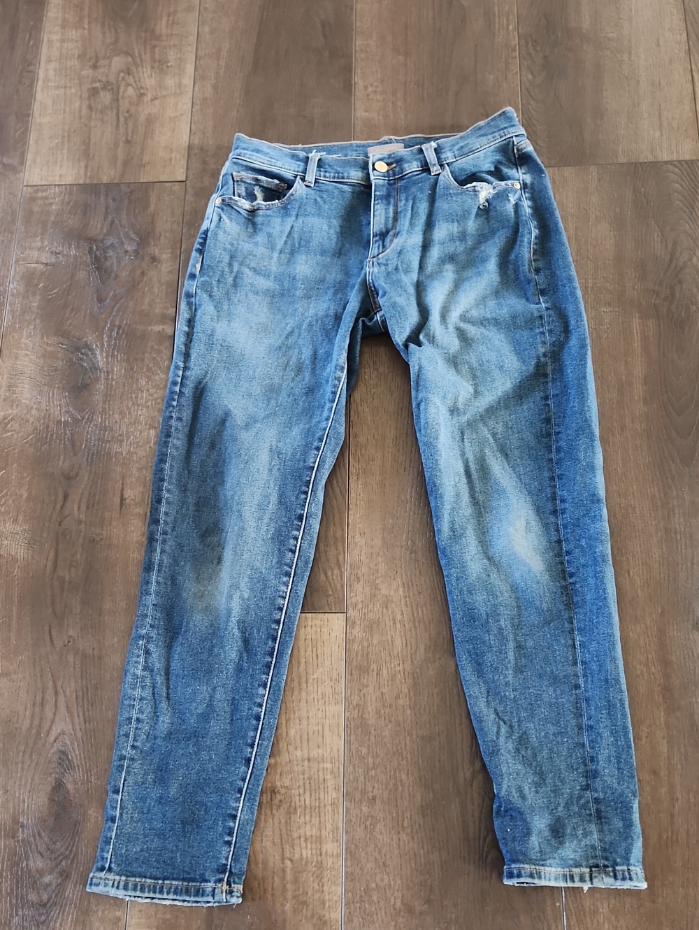 DL1961 Riley Boyfriend Jeans 26 Distressed